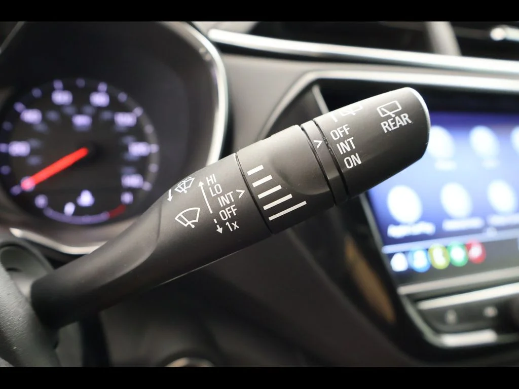 Used 2023 White Chevrolet LT image 22