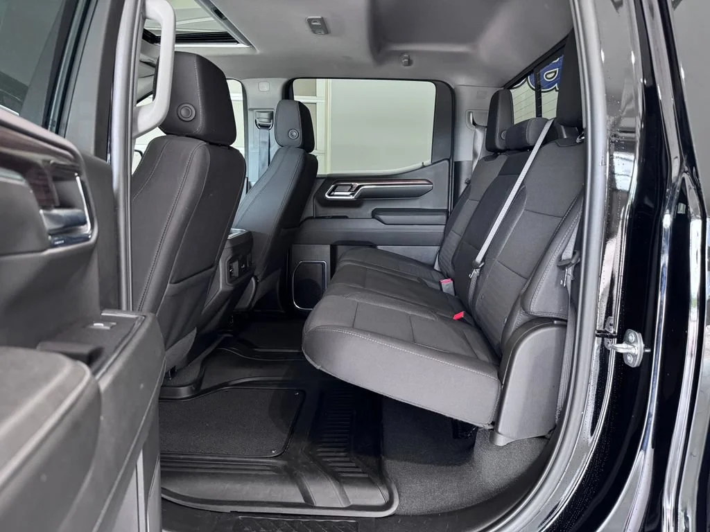 2024 Chevrolet Silverado 1500 RST - Photo 13