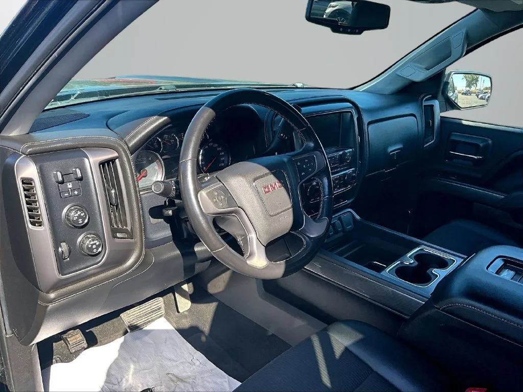 Used 2016 Black GMC SLE image 12