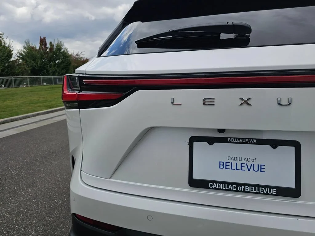 Used 2024  Lexus NX 350 Luxury image 16