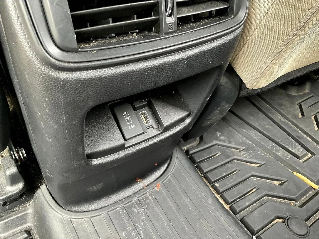 Used 2018  Honda EX image 12