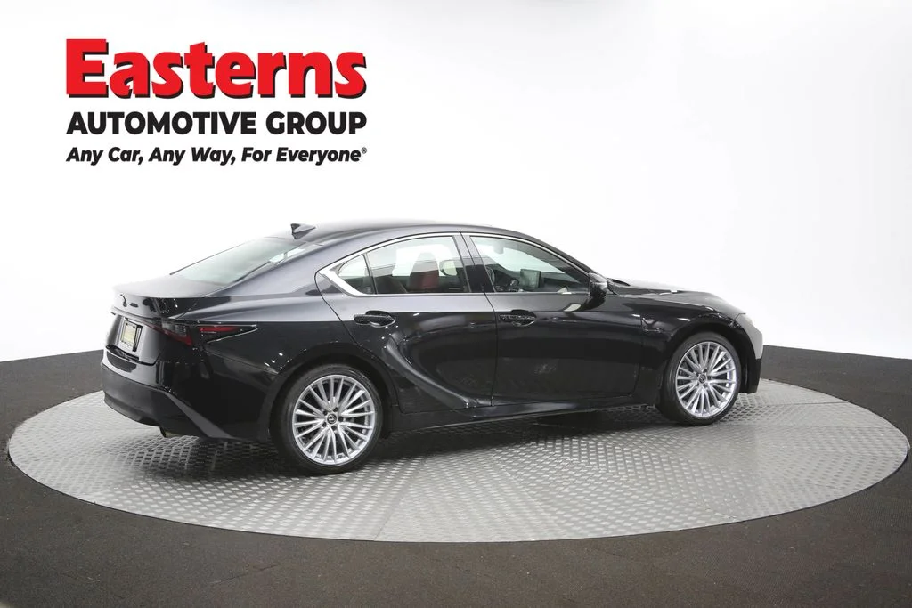 Used 2022 Black Lexus 300 image 44