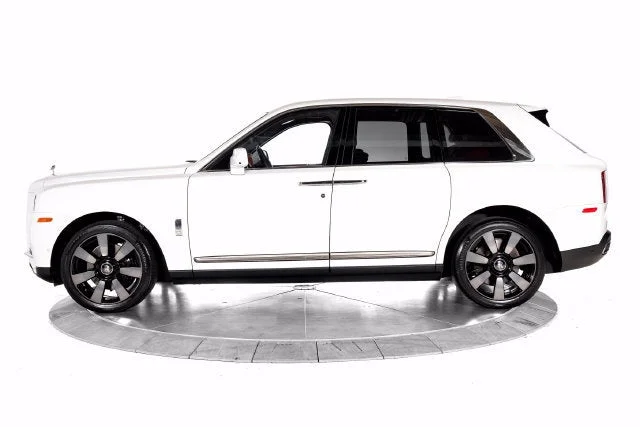 Used 2023 Arctic White Rolls-Royce  image 2