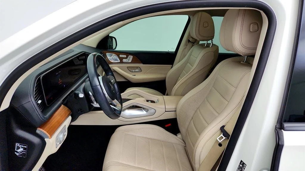 Used 2021 designo Diamond White Bright Mercedes-Benz GLS 580 4MATIC® SUV w/ Driver Assist Pkg Plus & Night Pkg image 18