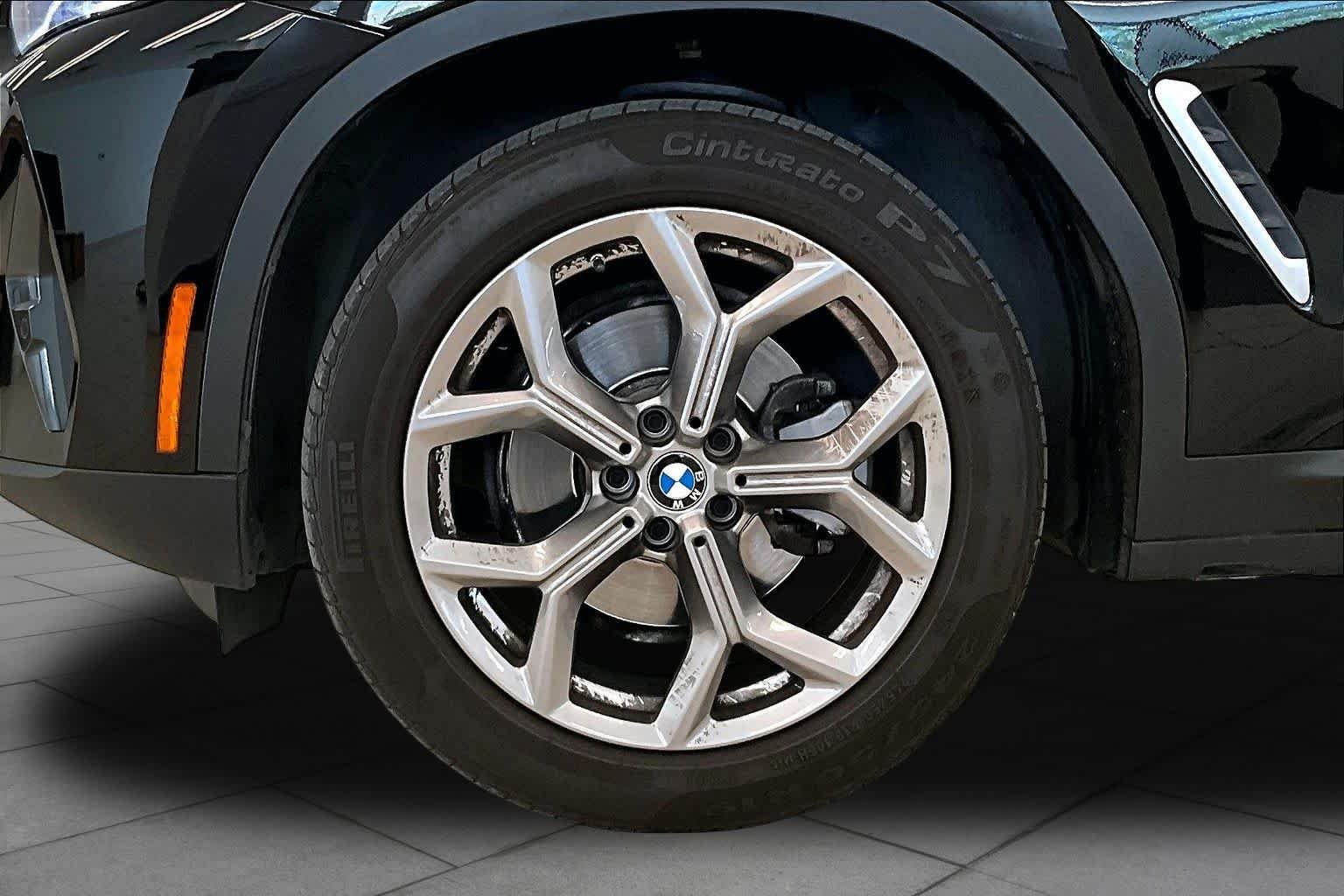 Used 2023 Jet Black BMW sDrive30i image 10