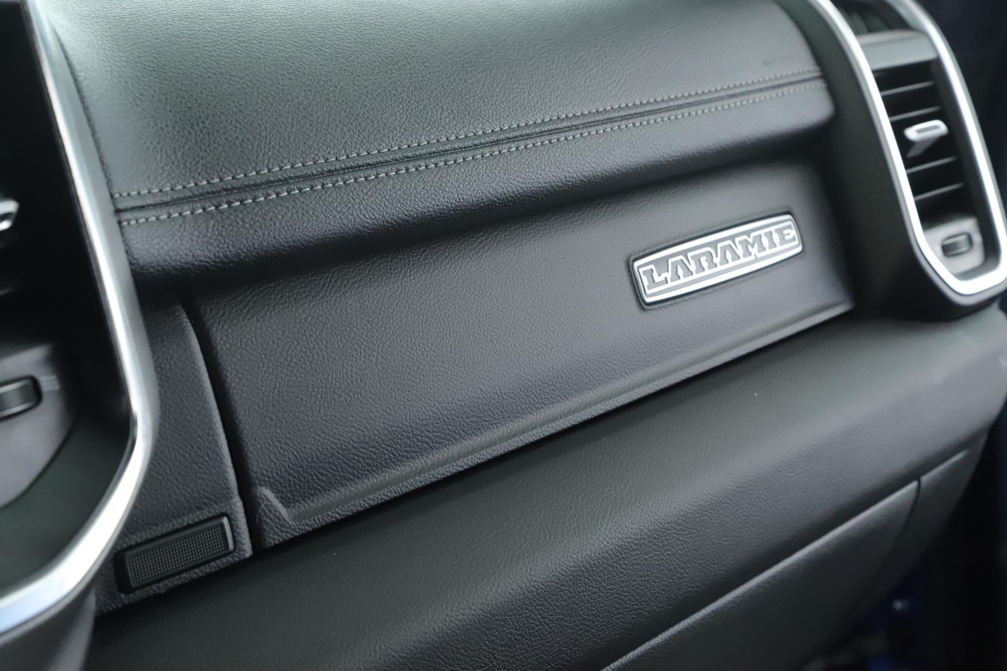 2024 RAM Ram 1500 Pickup Laramie - Photo 18
