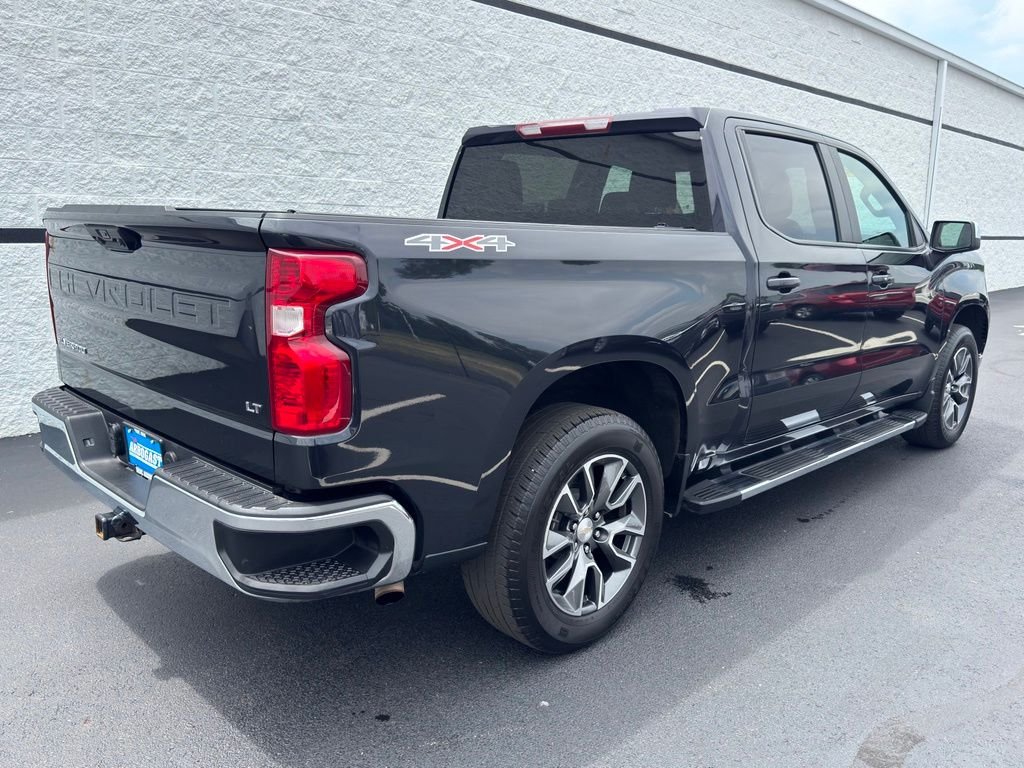 Used 2023 Dark Ash Metallic Chevrolet LT image 7