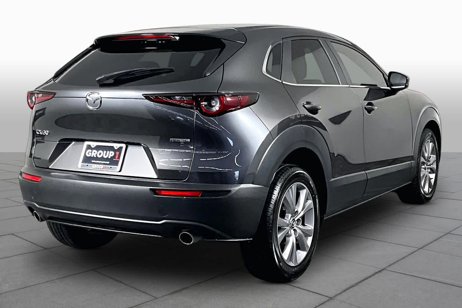 Used 2021 Machine Gray Metallic Mazda Preferred image 13