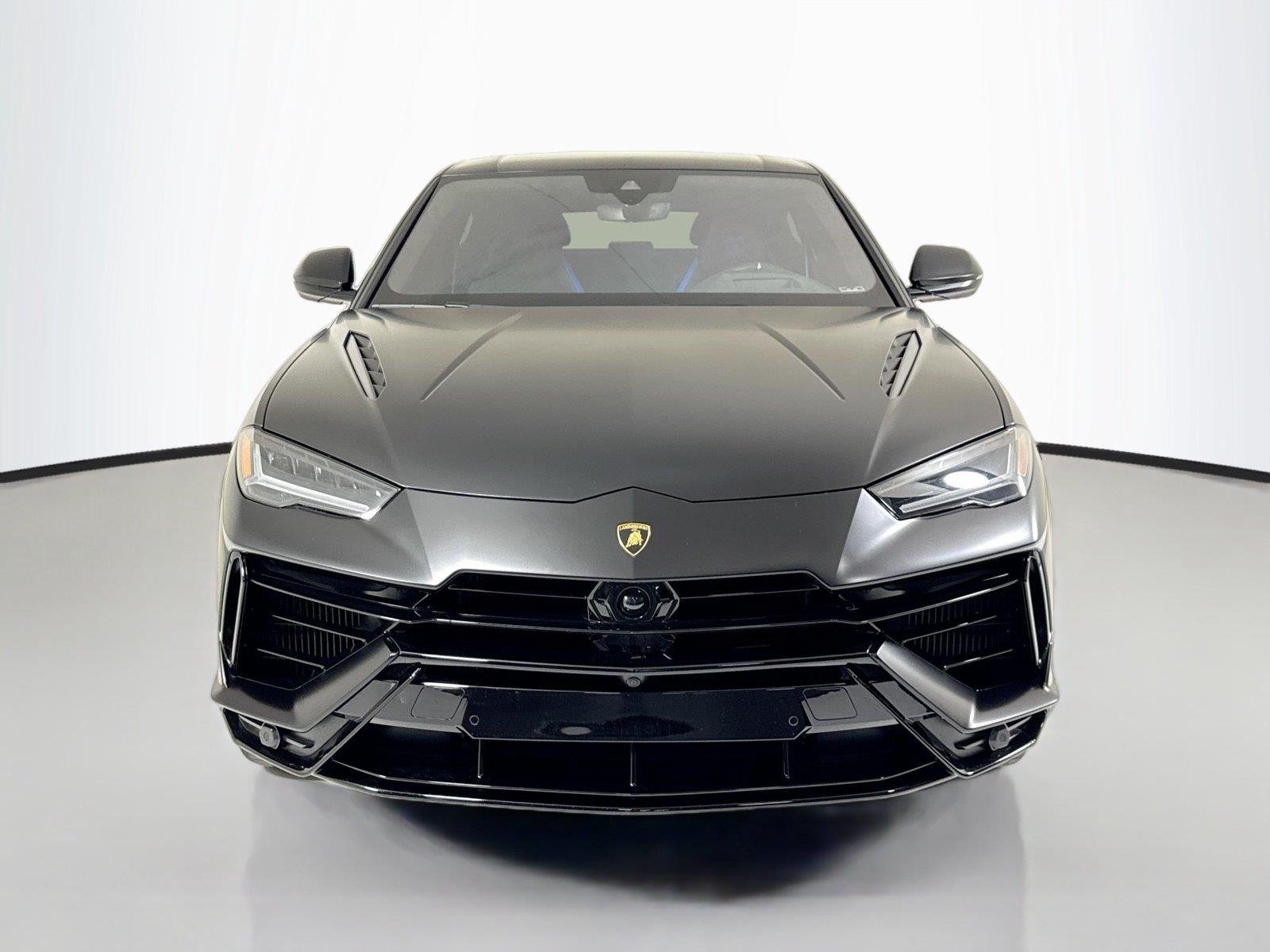 Used 2024 Nero Noctis Metallic Lamborghini S image 11