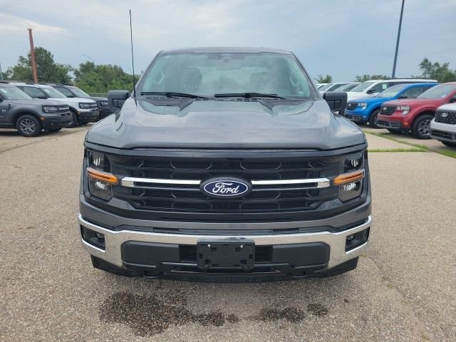 Used 2025 Gray Metallic Ford XLT image 21