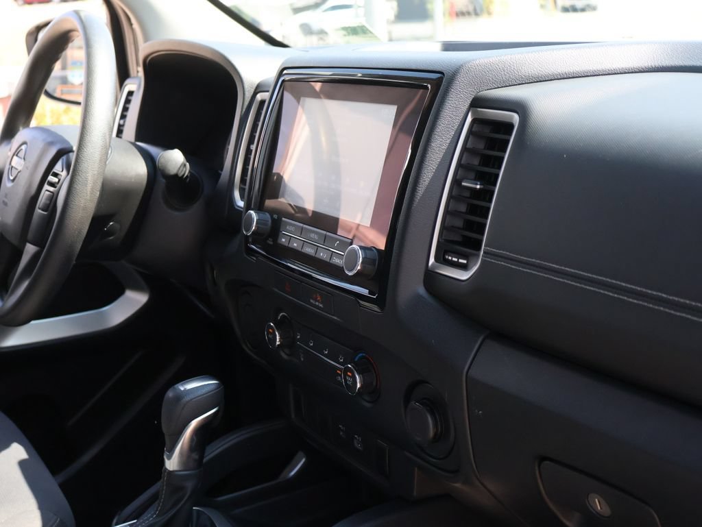2022 Nissan Frontier SV - Photo 10
