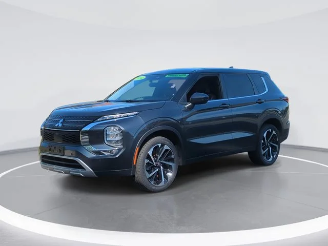 2024 Mitsubishi Outlander SE Black Edition