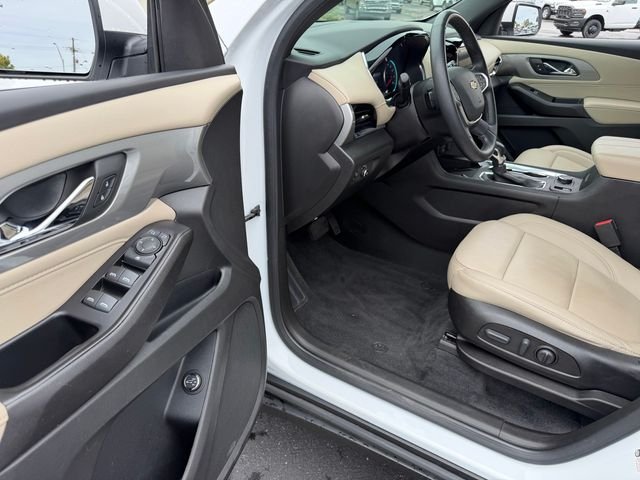 Used 2023 White Chevrolet LT Leather image 23