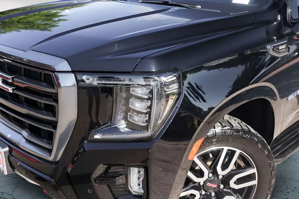 Used 2021 Black GMC AT4 image 3