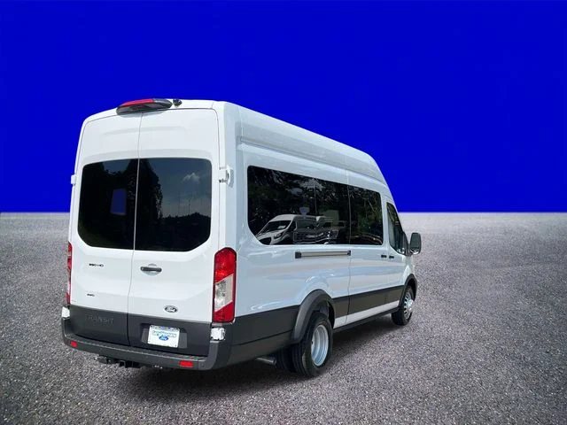 New 2027 White Ford HR PASS XL AWD image 3