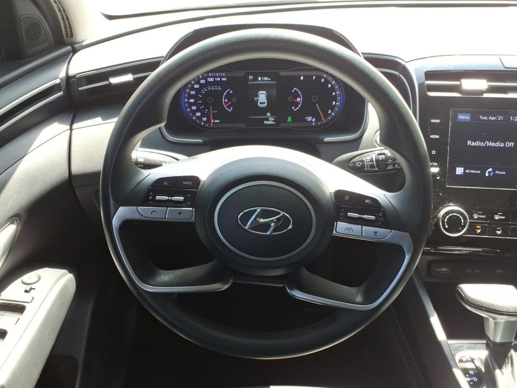 Used 2022 Gray Hyundai SEL image 16