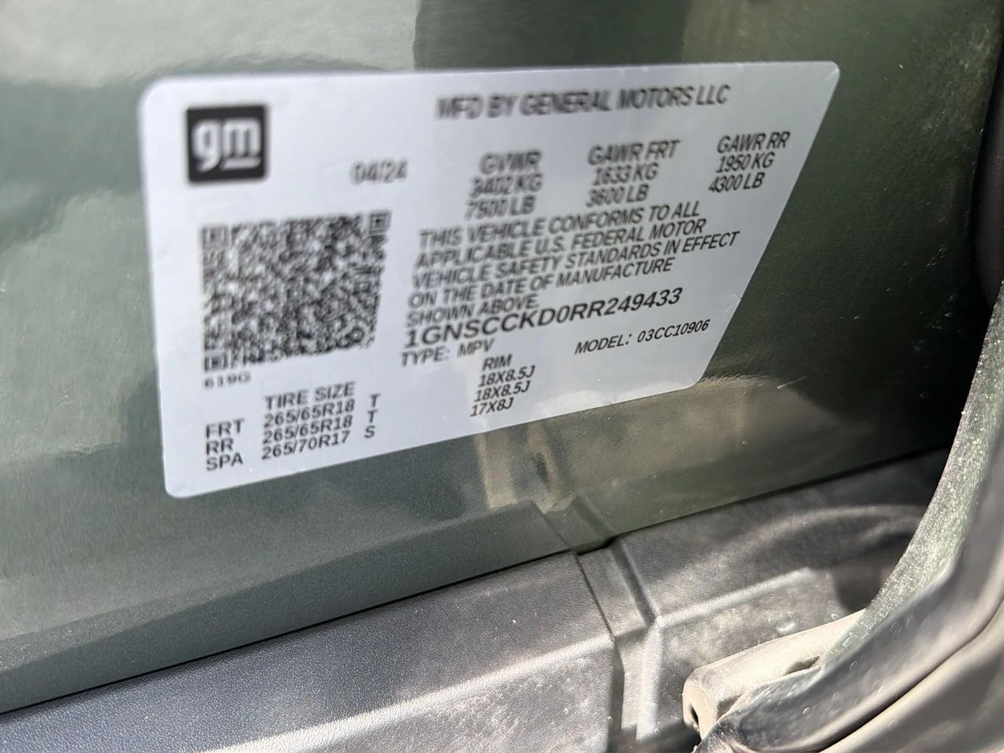 Used 2024 Silver Sage Metallic Chevrolet LT image 45