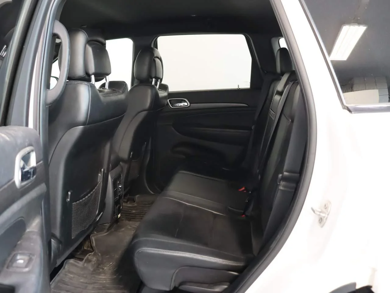 2018 Jeep Grand Cherokee Altitude - Photo 17