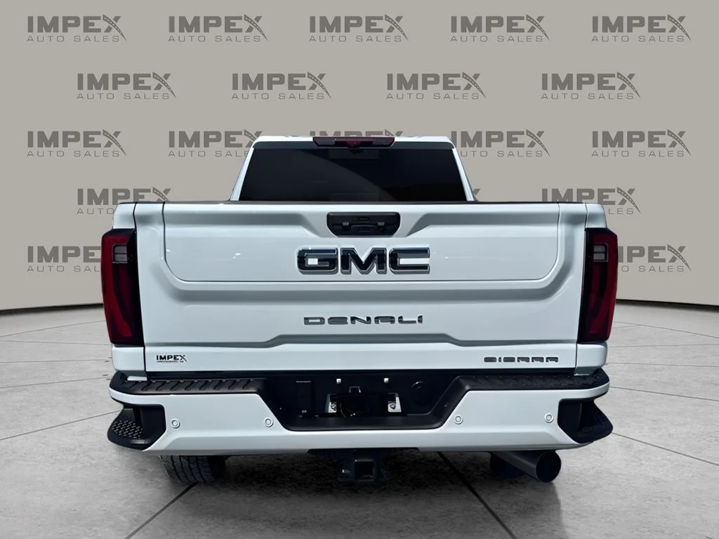 Used 2026 White GMC Denali Ultimate image 4
