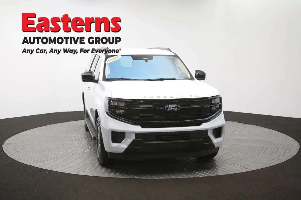 Used 2025 White Ford Active image 51