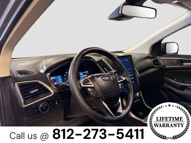 Used 2024 Silver Ford SEL image 9