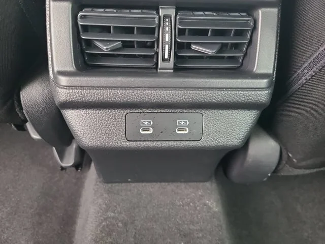 Used 2025 Gray Honda SE image 15