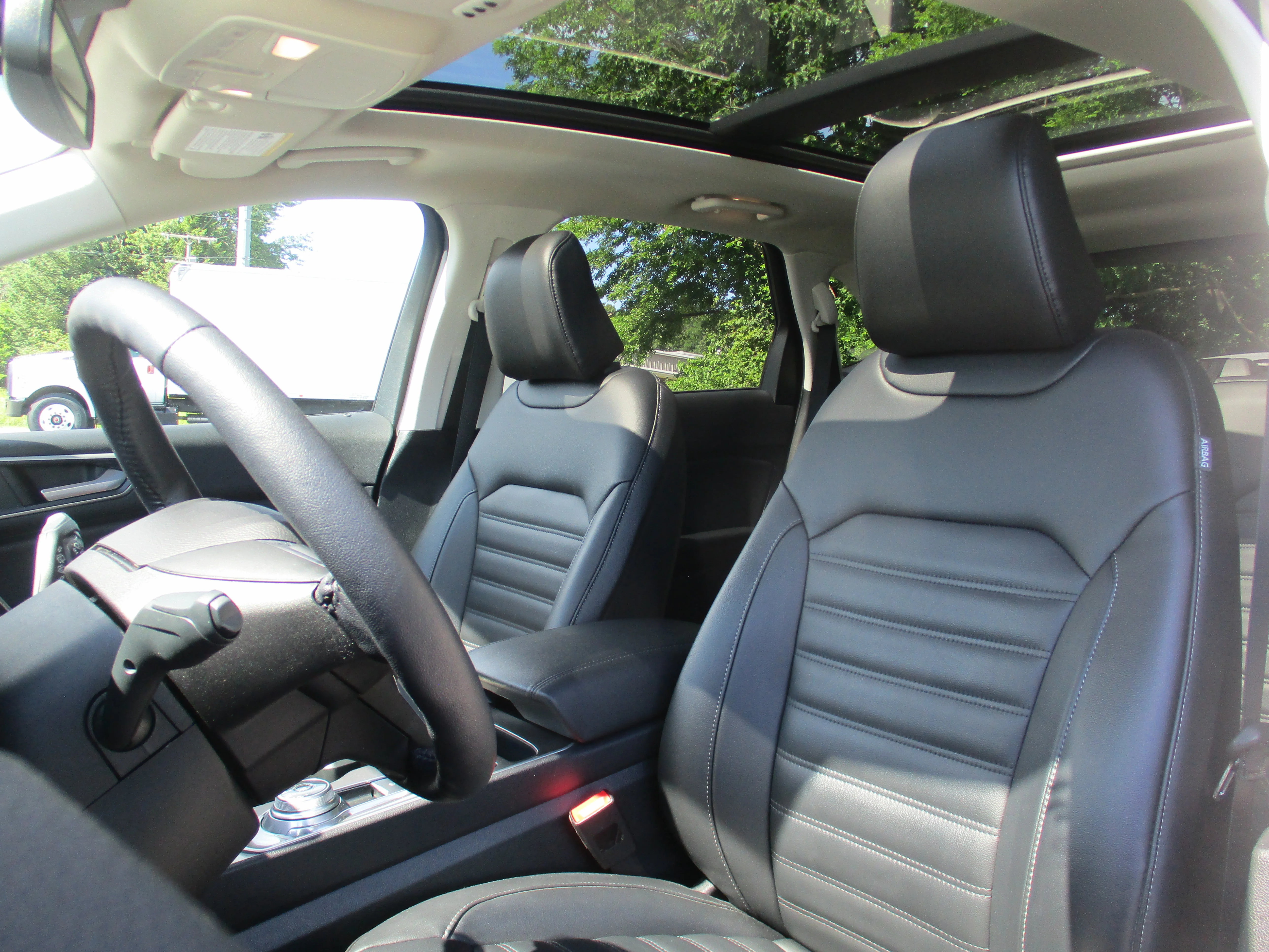 Used 2023 Star White Metallic Tri-Coat Ford SEL image 28