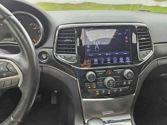 Used 2021 Black Jeep Limited image 17