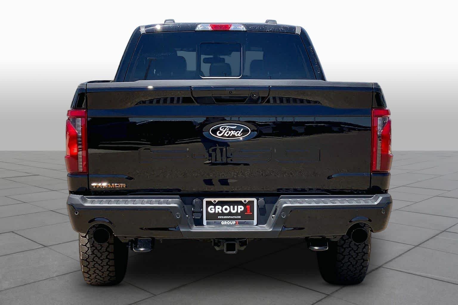 New 2026 Agate Black Metallic Ford Tremor image 4