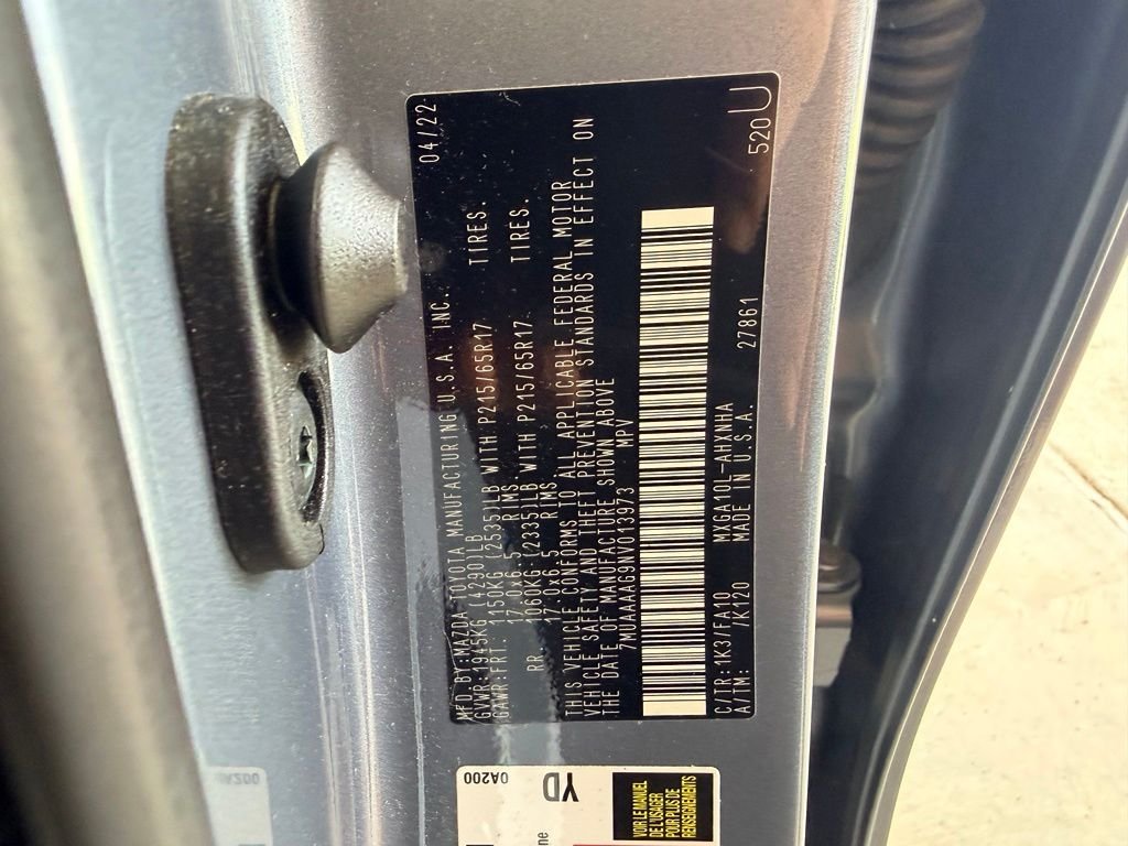 Used 2022 Blue Toyota L image 31