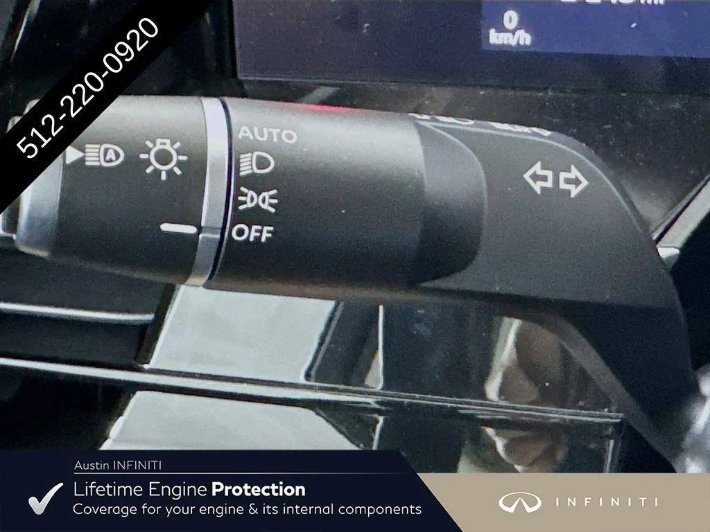 New 2027 White INFINITI LUXE image 13