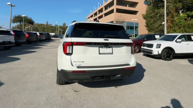 New 2026 Star White Metallic Tri-Coat Ford Active image 84