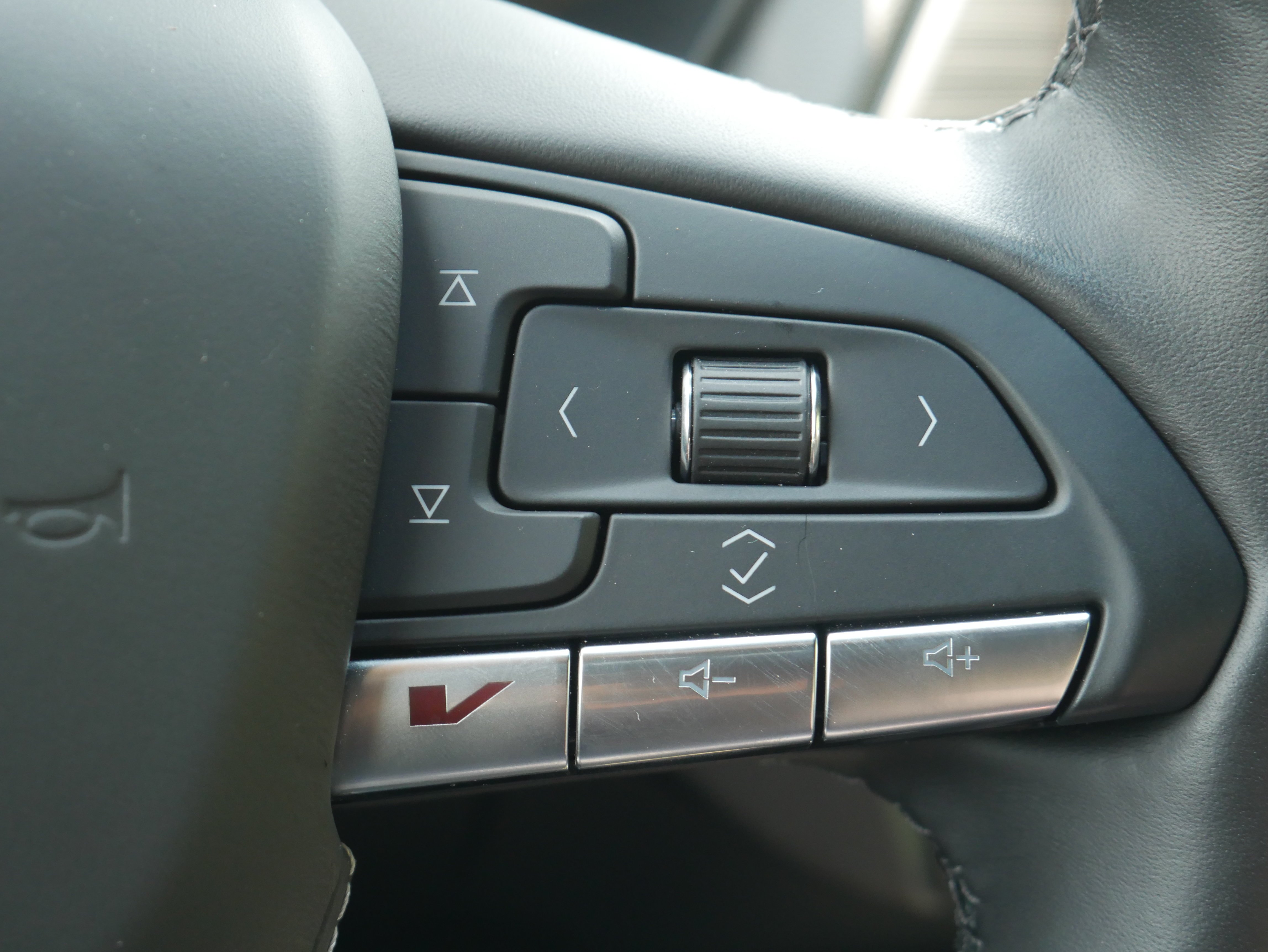 Used 2022 Wave Metallic Cadillac V-Series Blackwing image 25