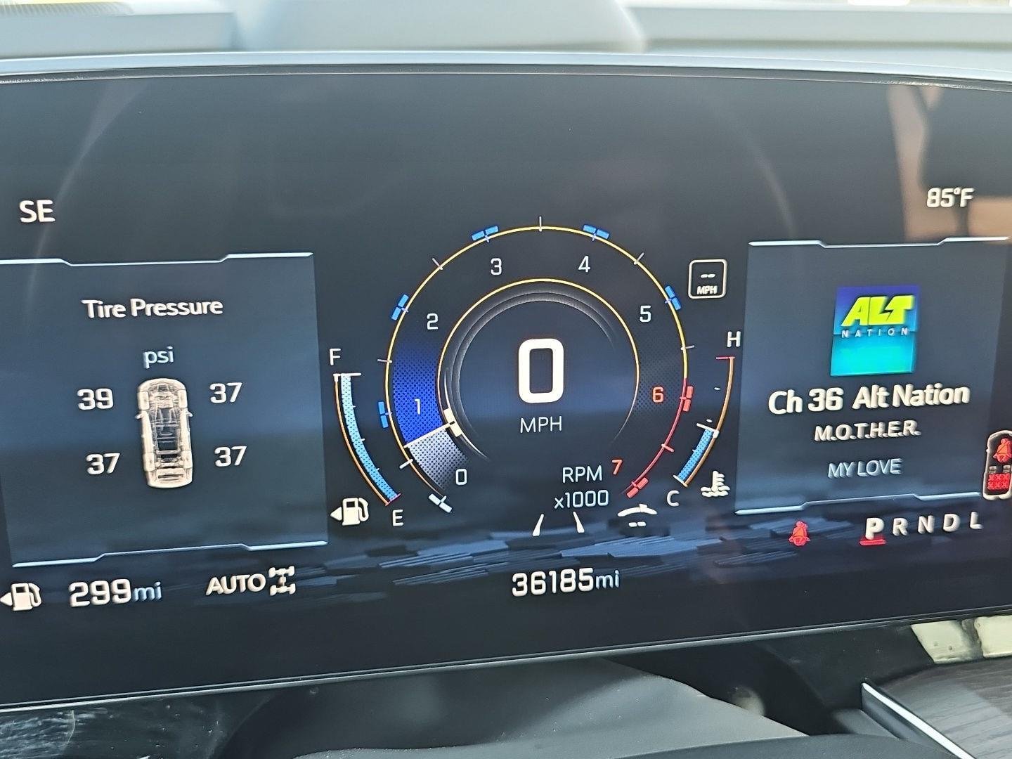 Used 2025 Black Chevrolet Z71 image 14