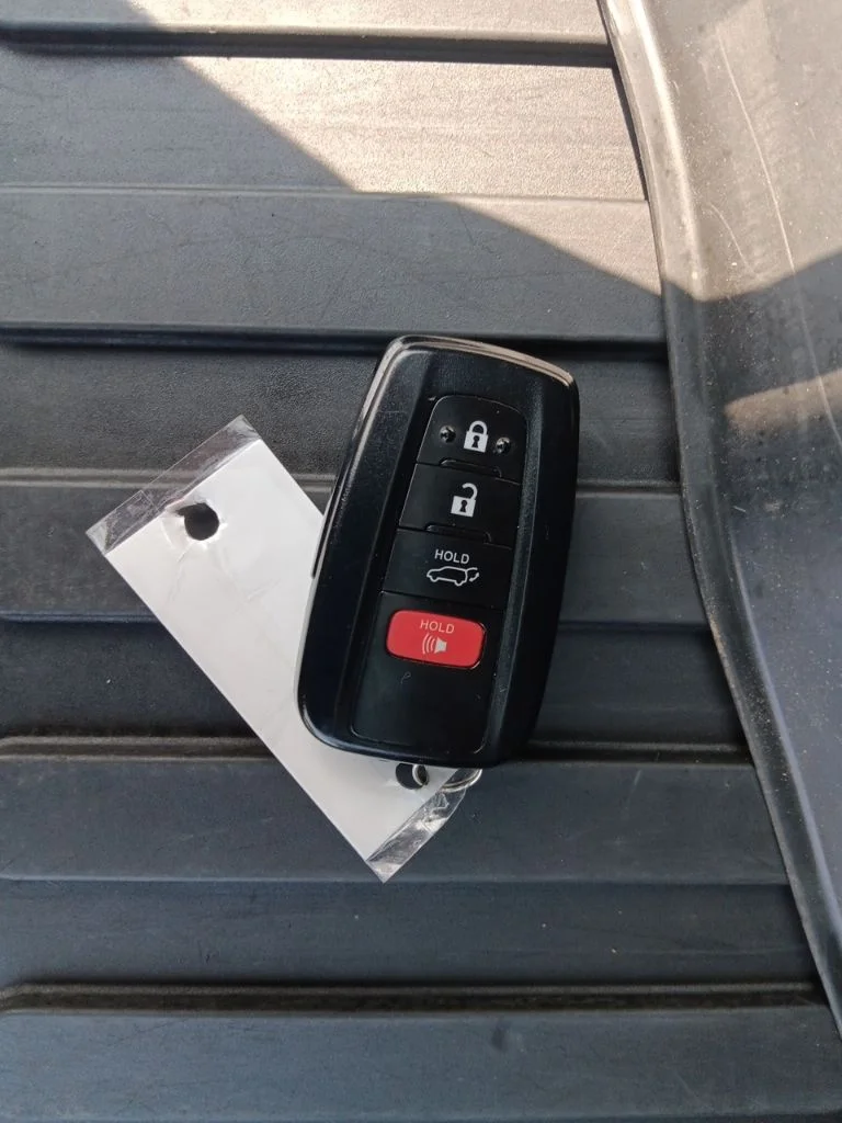 Used 2019 Red Metallic Toyota Limited image 36