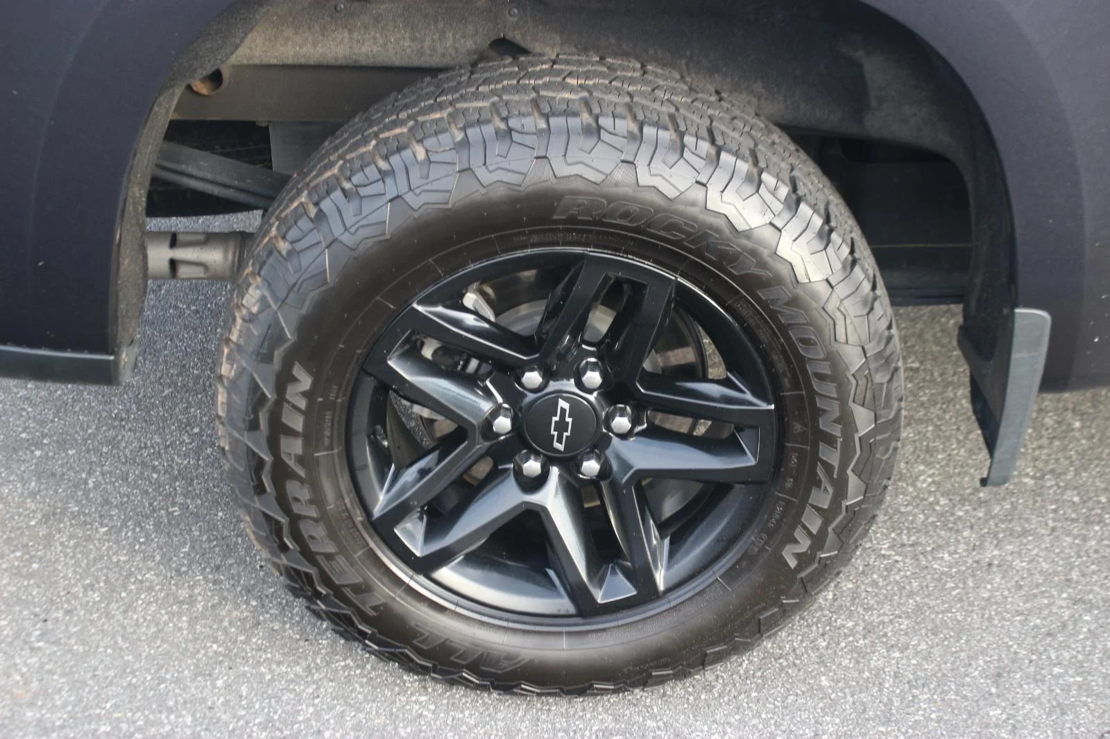 Used 2022 Dark Ash Metallic Chevrolet RST image 38