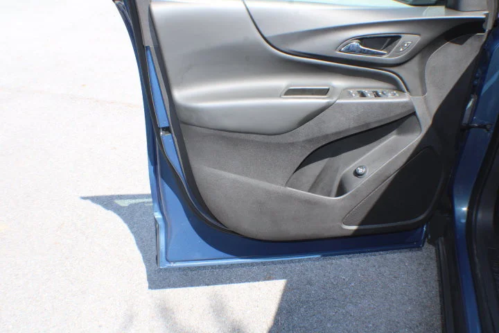 Used 2024 Lakeshore Blue Metallic Chevrolet LT image 6