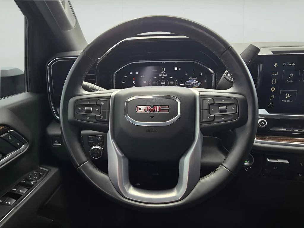 Used 2025 Sterling Metallic GMC SLE image 25
