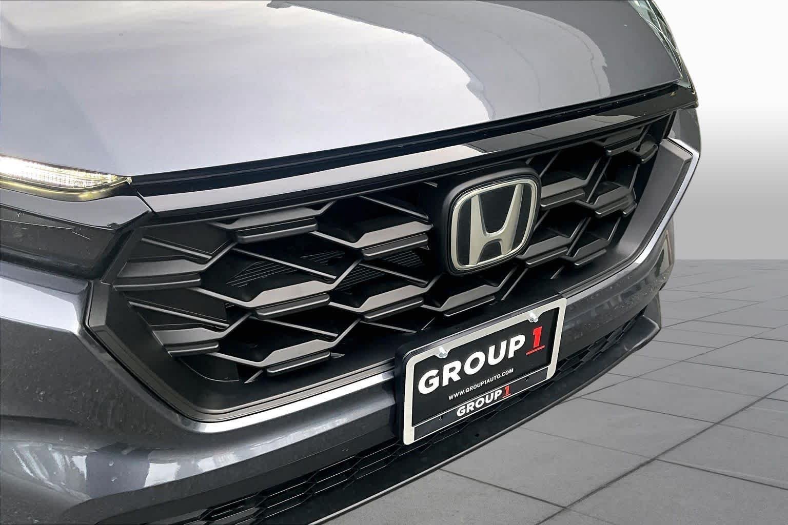Used 2024 Meteorite Gray Metallic Honda EX image 28