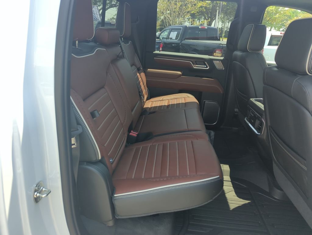 Used 2026 White GMC Denali Ultimate image 33