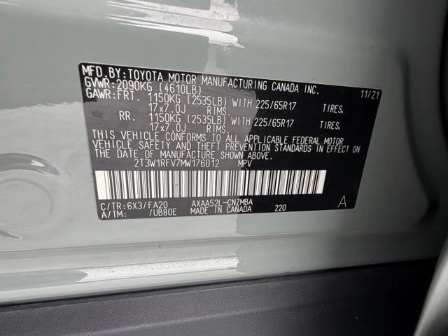 Used 2021  Toyota XLE image 32