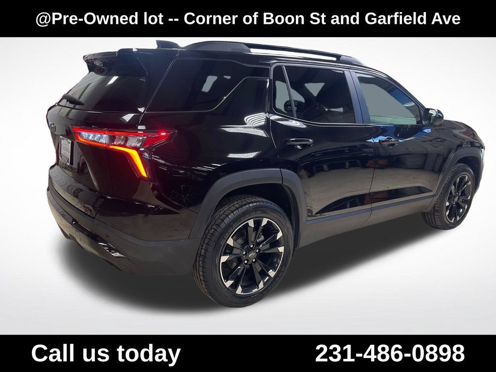 Used 2025 Mosaic Black Metallic Chevrolet RS image 8