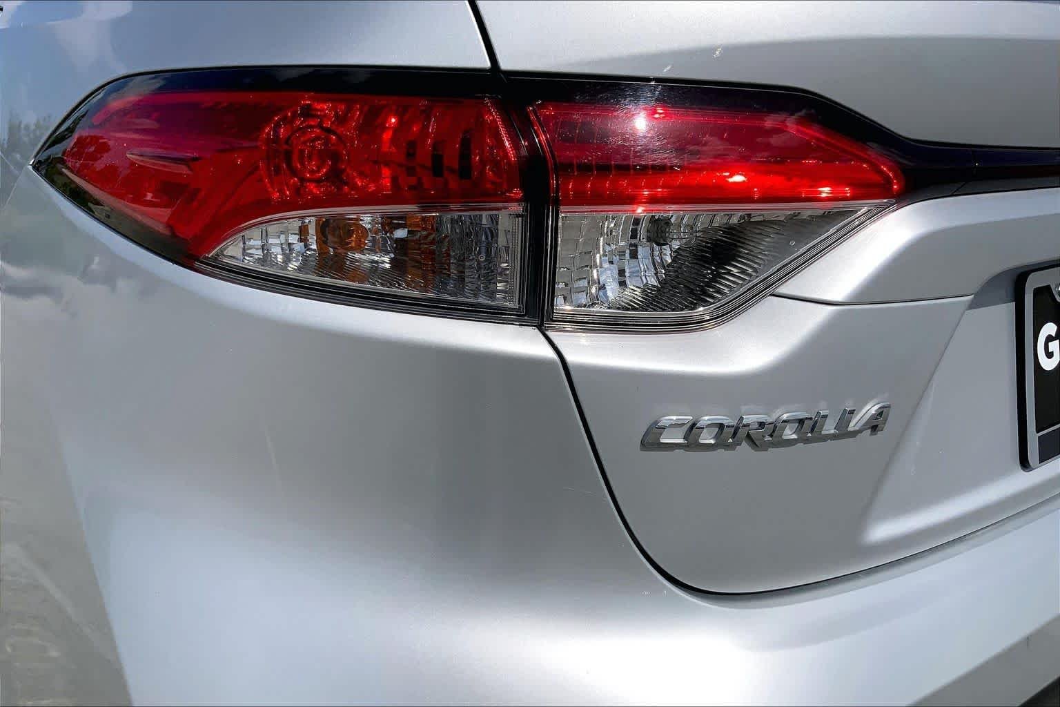 Used 2023 Classic Silver Metallic Toyota LE image 28