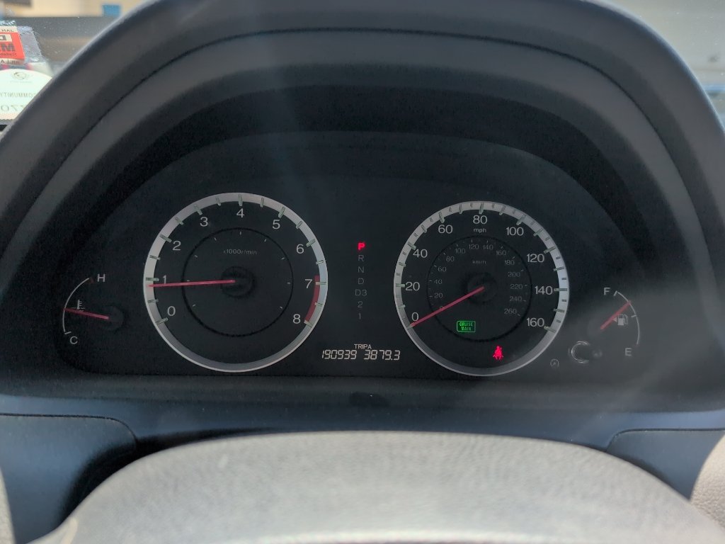 Used 2010 Grey Honda LX-P image 2