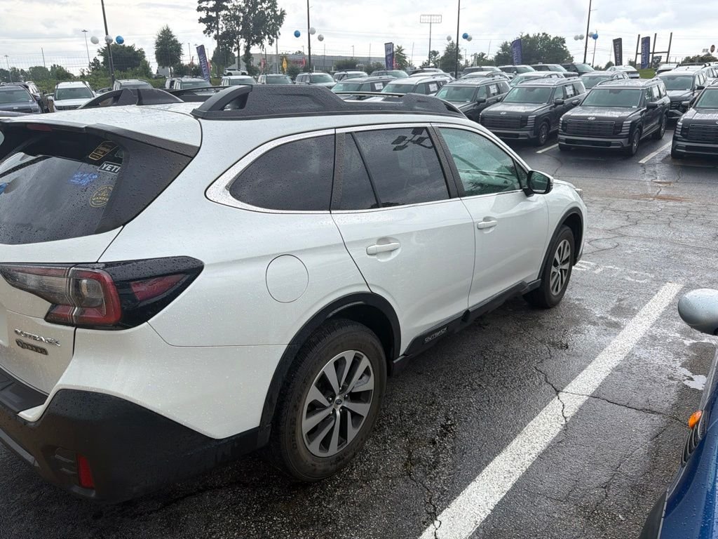 Used 2020 White Subaru Premium image 5
