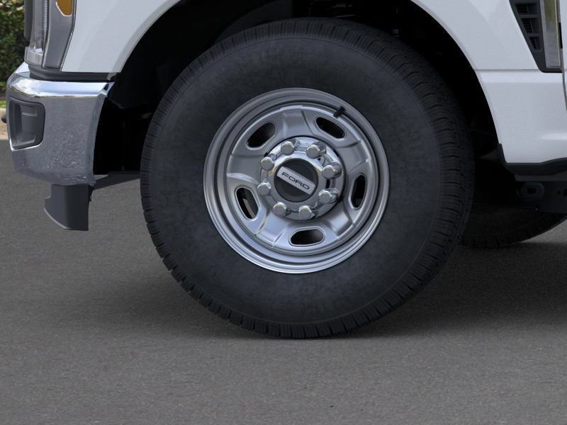 New 2026 Oxford White Ford F-250® XL image 41