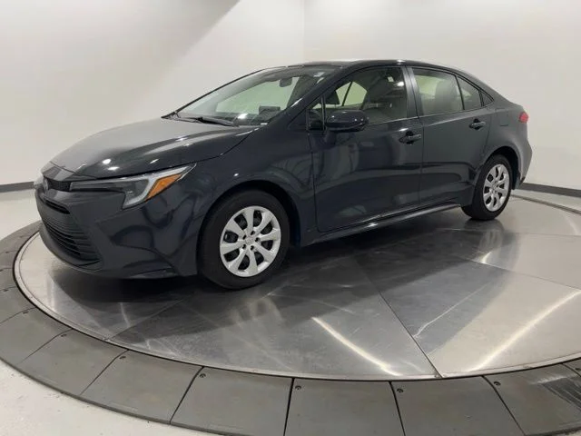 Used 2025  Toyota LE image 1