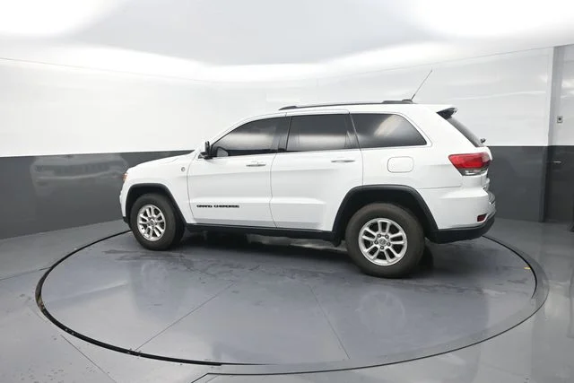 Used 2019 White Jeep Laredo E image 51