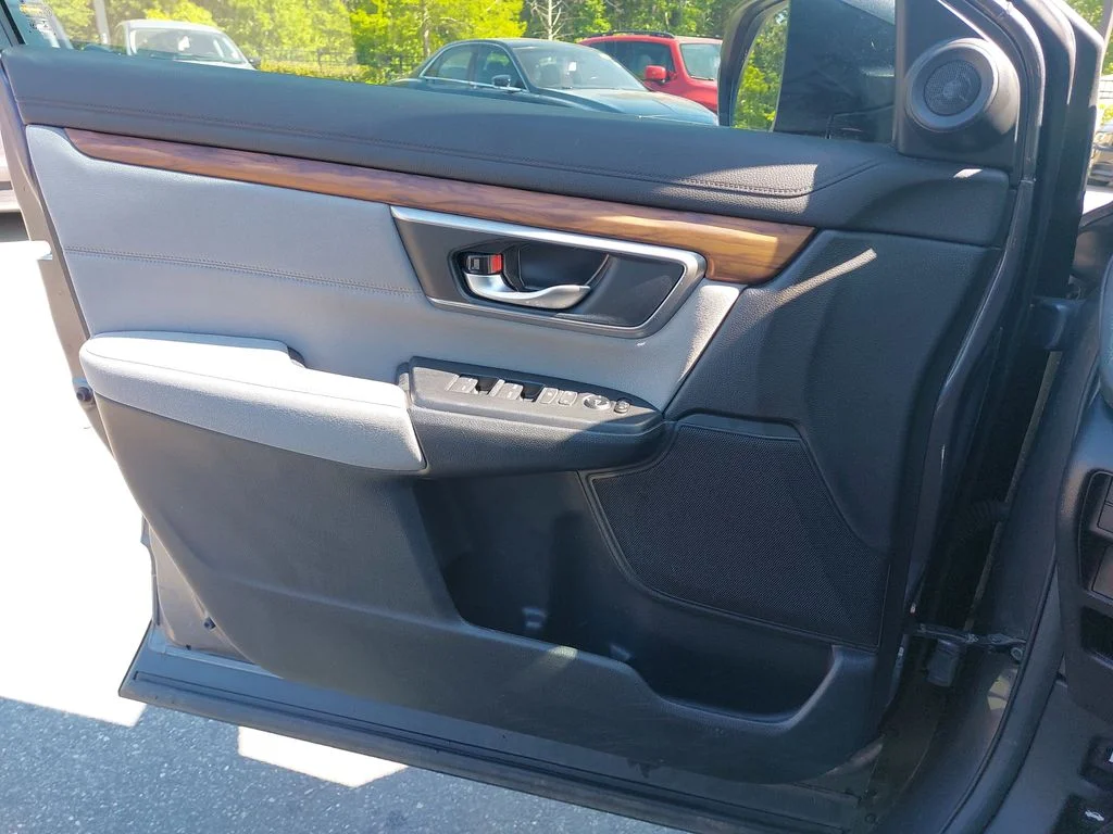 Used 2019  Honda EX image 26