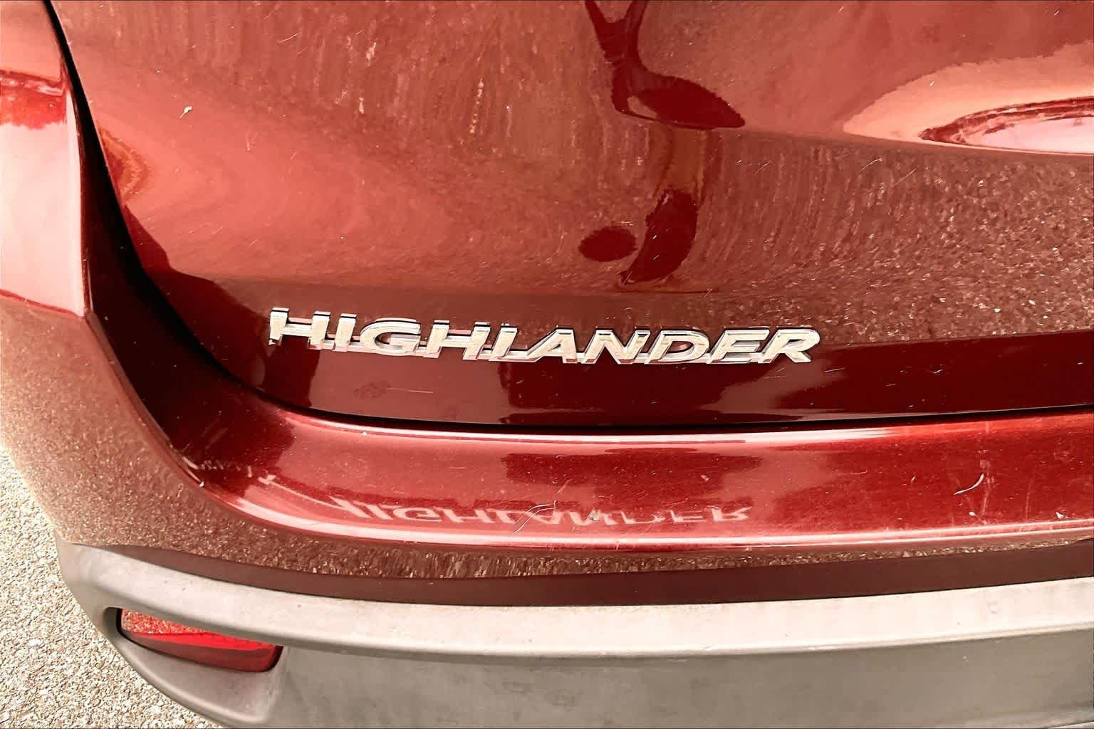 Used 2019 Ooh La La Rouge Mica Toyota XLE image 31